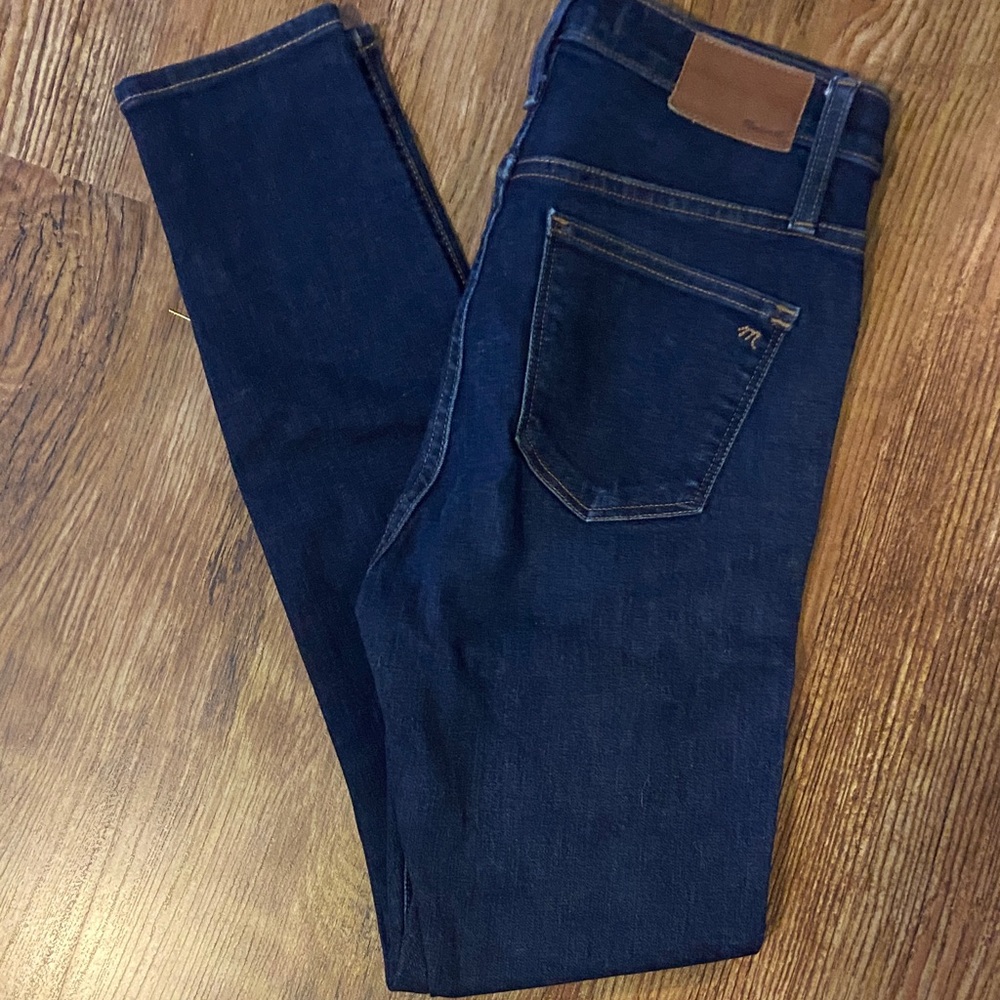 Madewell Women’s Deep Indigo Skinny Jeans